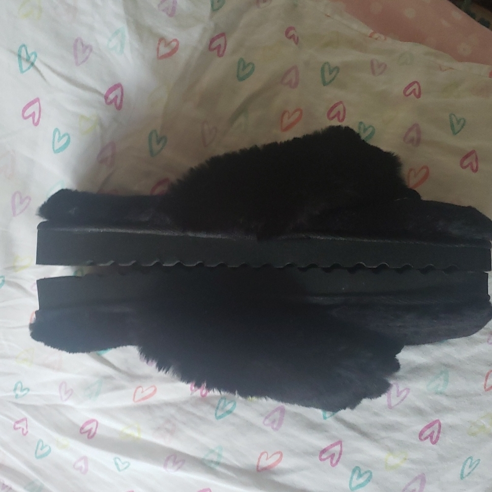 💛😍🖤 Flip flops or Thongs 🖤😍💛 - Picture 5 of 5